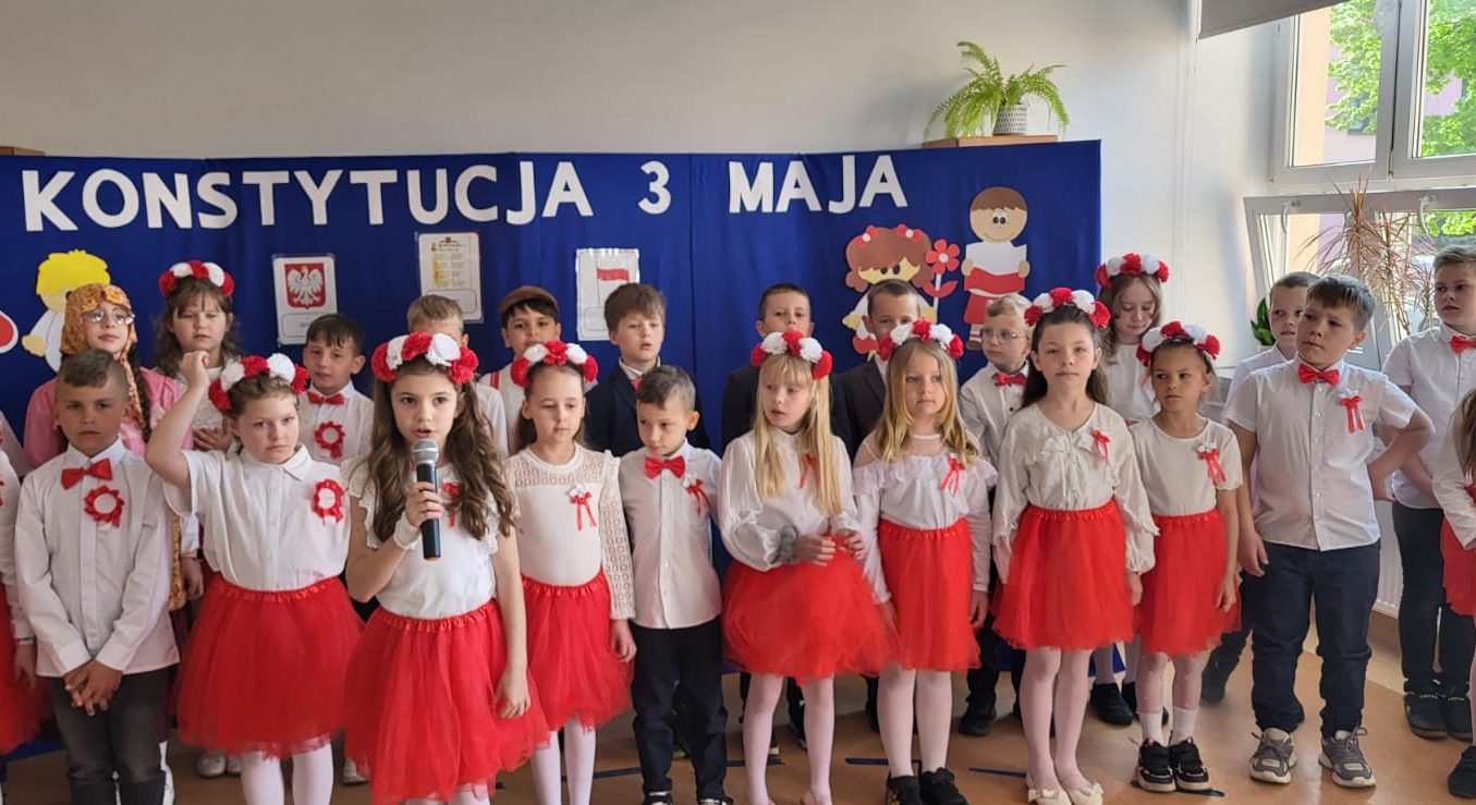 Klasy 1 - 3 świętują Uchwalenie Konstytucji 3 Maja